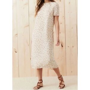 JENNI KAYNE Silk Leopard Midi Shift T-Shirt Dress in Snow Leopard - S